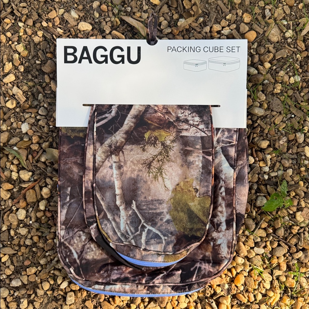 NWT Baggu Packing Cube Set - Photo Forest

discontinued print!